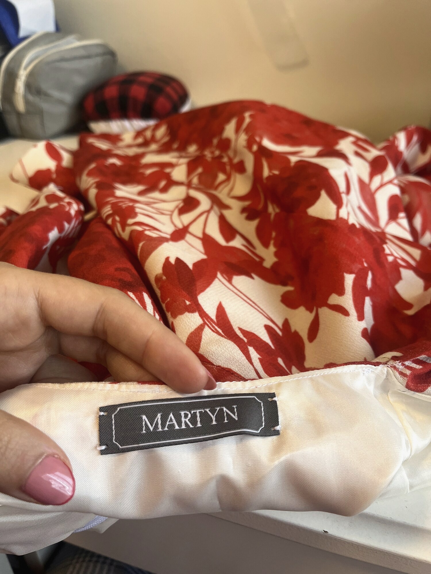 Etiqueta MARTYN cosida por dentro del vestido